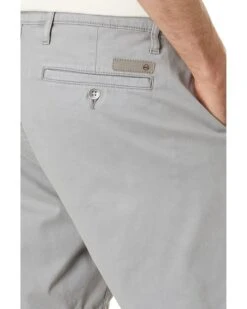 AG Jeans Cipher Slim Shorts -Wardrobe Trend 71tF3mwruYL. AC SR736920